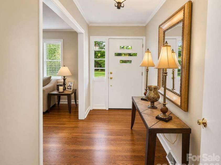 216 Delview Drive, Cherryville, NC 28021.  MLS# CAR4369093, YatesRealty ID 18551. 