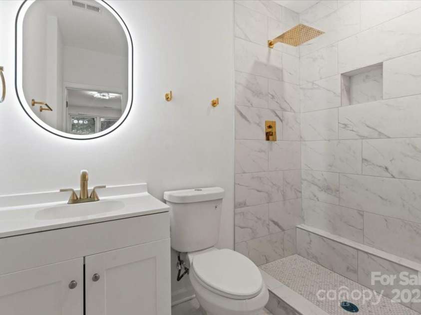 704 Border Street, Dallas, NC 28034.  MLS# CAR4285217, YatesRealty ID 18551. 