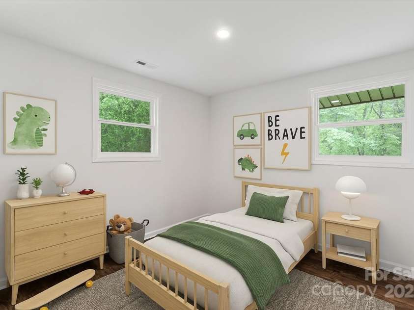 704 Border Street, Dallas, NC 28034.  MLS# CAR4285217, YatesRealty ID 18551. 