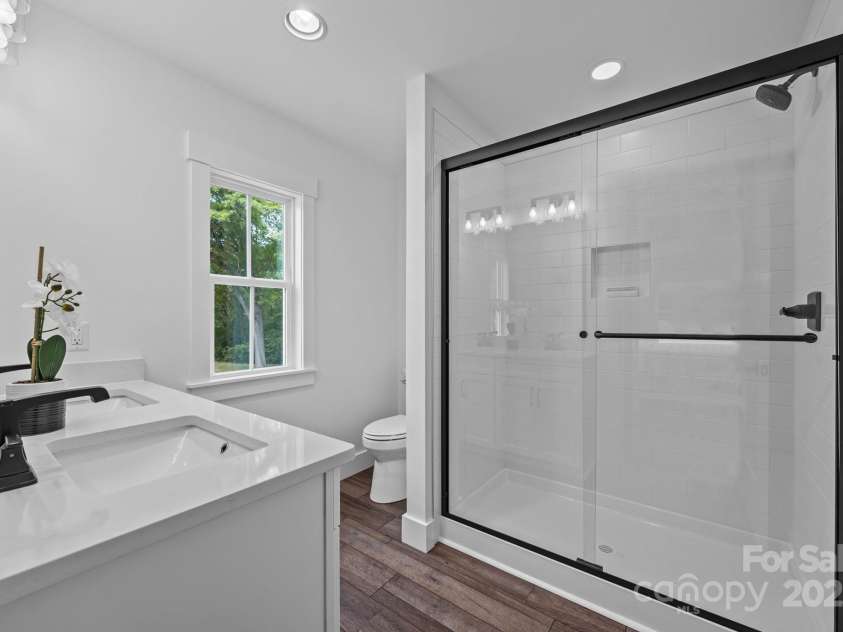 130B Springway Drive, Kannapolis, NC 28081.  MLS# CAR4247580, YatesRealty ID 18554. 