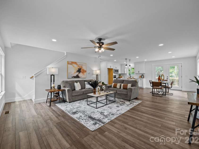 130B Springway Drive, Kannapolis, NC 28081.  MLS# CAR4247580, YatesRealty ID 18554. 