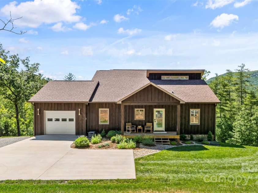 2508 Wolf Pit Road, Morganton, NC 28655.  MLS# CAR4264026, YatesRealty ID 18555. 