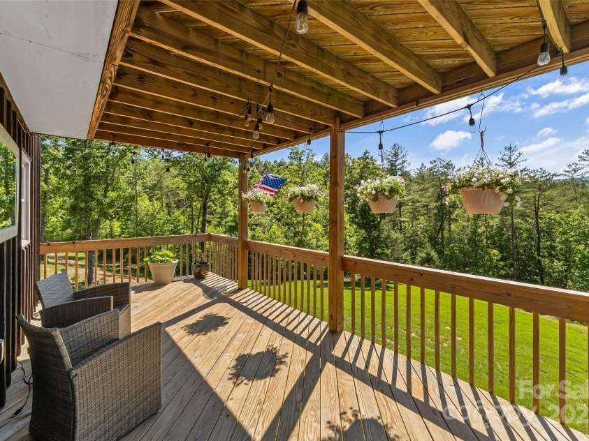 2508 Wolf Pit Road, Morganton, NC 28655.  MLS# CAR4264026, YatesRealty ID 18555. 