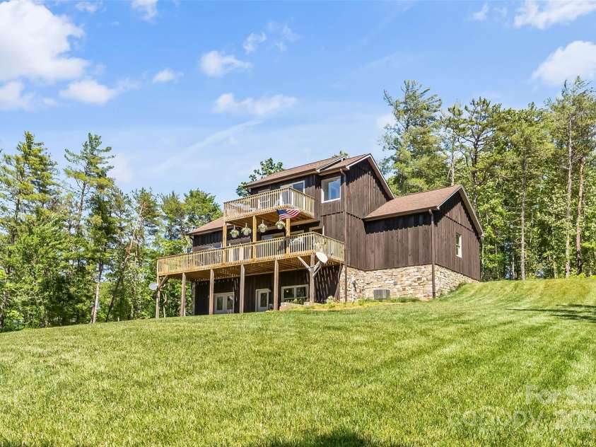 2508 Wolf Pit Road, Morganton, NC 28655.  MLS# CAR4264026, YatesRealty ID 18555. 