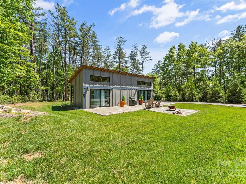 2508 Wolf Pit Road, Morganton, NC 28655.  MLS# CAR4264026, YatesRealty ID 18555. 