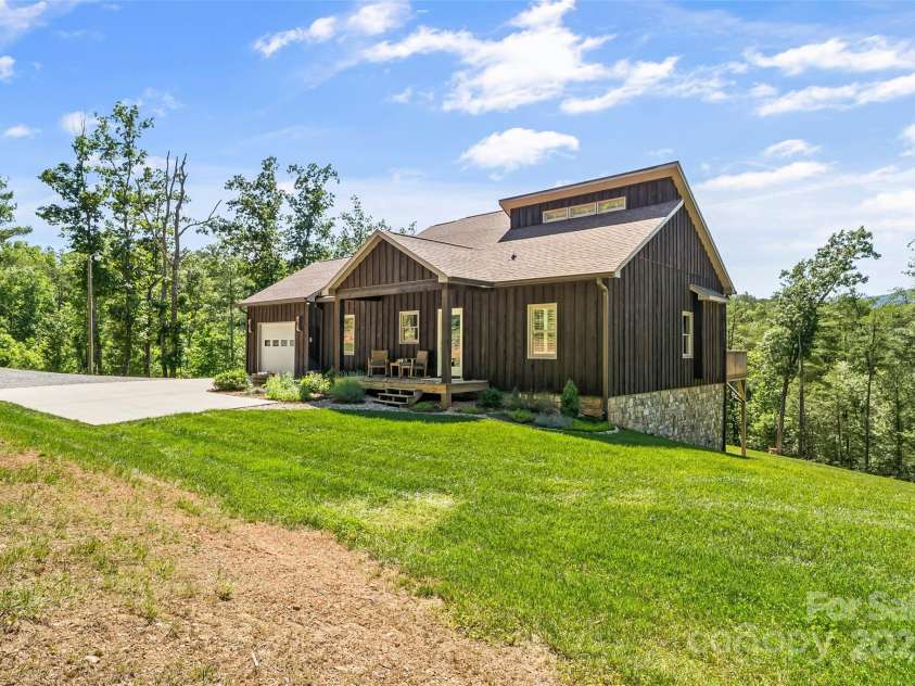 2508 Wolf Pit Road, Morganton, NC 28655.  MLS# CAR4264026, YatesRealty ID 18555. 