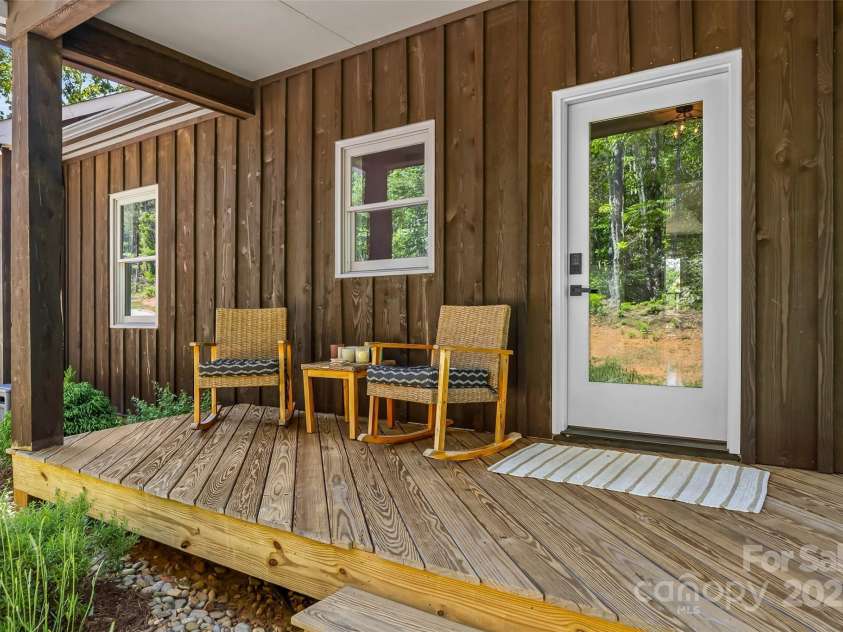 2508 Wolf Pit Road, Morganton, NC 28655.  MLS# CAR4264026, YatesRealty ID 18555. 