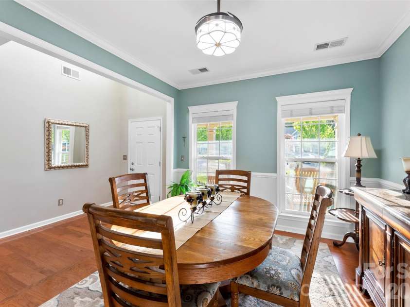 709 Heddington Court, Gastonia, NC 28056.  MLS# CAR4368078, YatesRealty ID 18556. 