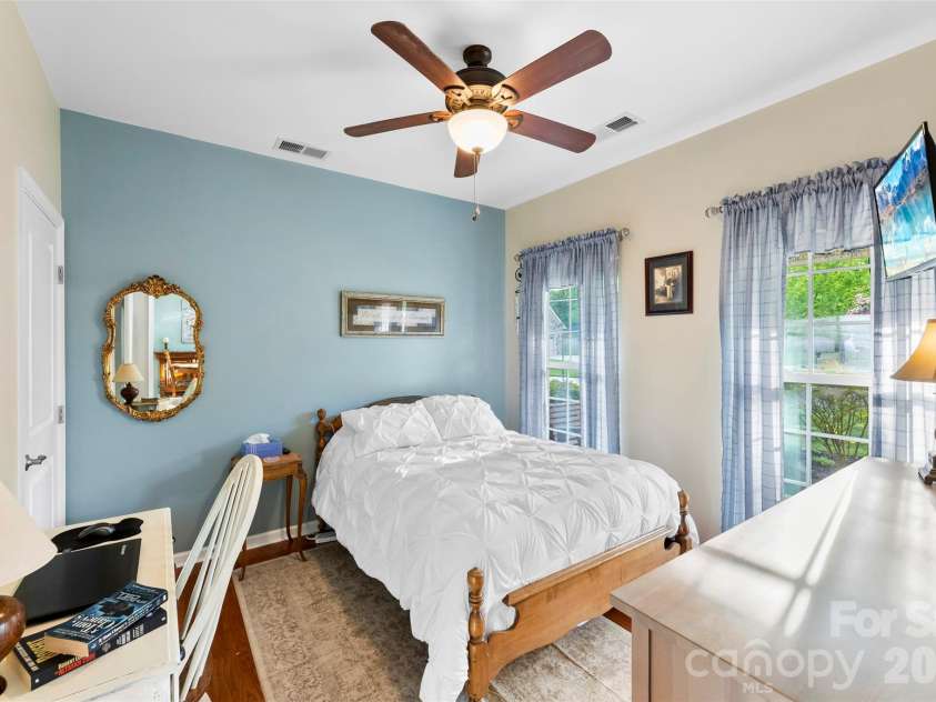 709 Heddington Court, Gastonia, NC 28056.  MLS# CAR4368078, YatesRealty ID 18556. 