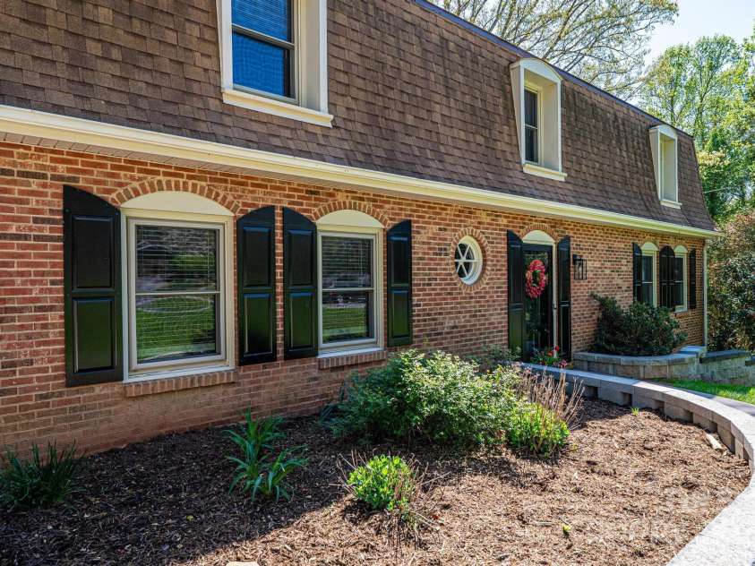 651 25th Avenue, Hickory, NC 28601.  MLS# CAR4233681, YatesRealty ID 18559. Landscaped Exterior