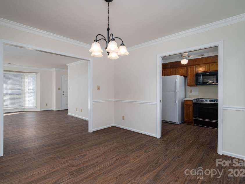 1212 Franklin Boulevard, Gastonia, NC 28054.  MLS# CAR4327216, YatesRealty ID 1856. 