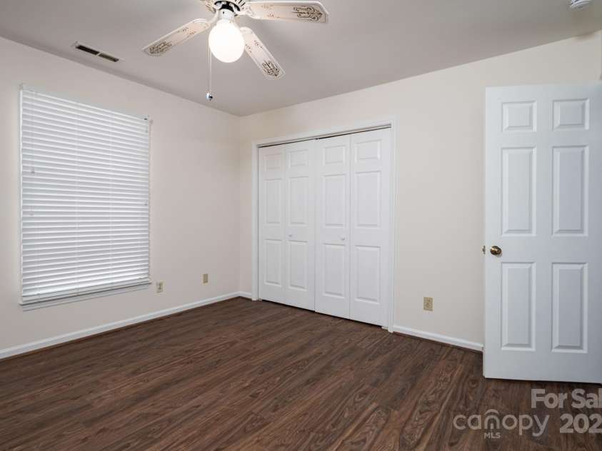 1212 Franklin Boulevard, Gastonia, NC 28054.  MLS# CAR4327216, YatesRealty ID 1856. 