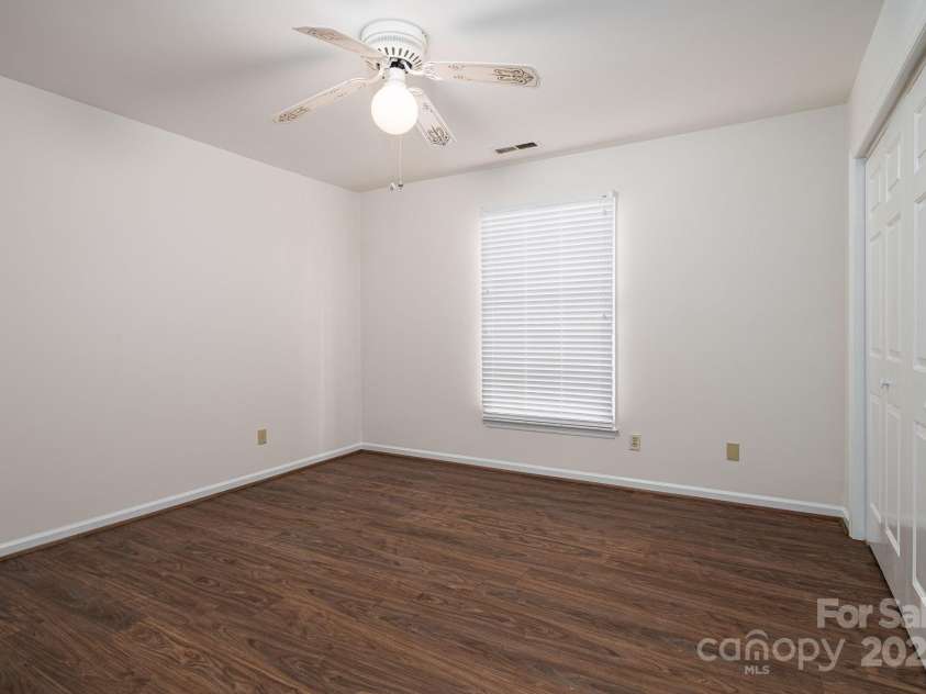 1212 Franklin Boulevard, Gastonia, NC 28054.  MLS# CAR4327216, YatesRealty ID 1856. 