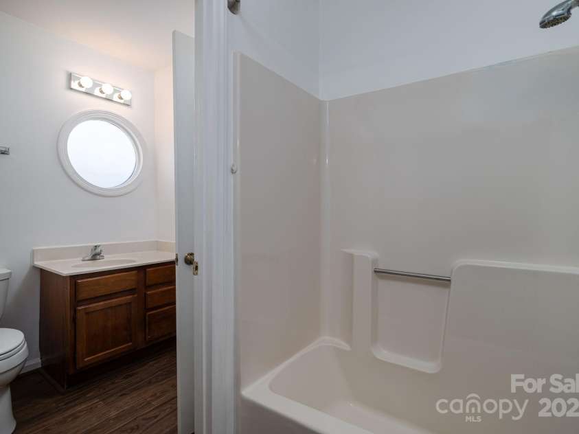 1212 Franklin Boulevard, Gastonia, NC 28054.  MLS# CAR4327216, YatesRealty ID 1856. 