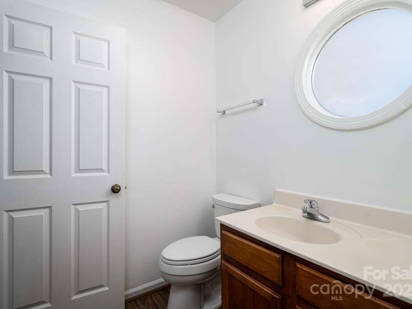 1212 Franklin Boulevard, Gastonia, NC 28054.  MLS# CAR4327216, YatesRealty ID 1856. 