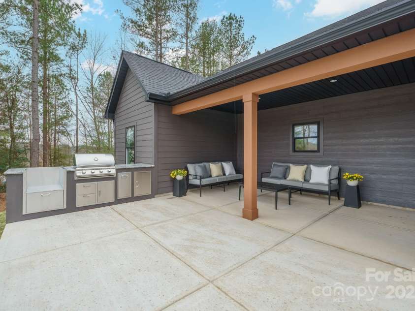 4890 Rio De Luna None, Hickory, NC 28601.  MLS# CAR4228509, YatesRealty ID 1856. 