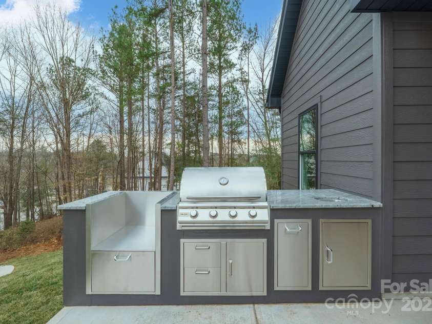 4890 Rio De Luna None, Hickory, NC 28601.  MLS# CAR4228509, YatesRealty ID 1856. 