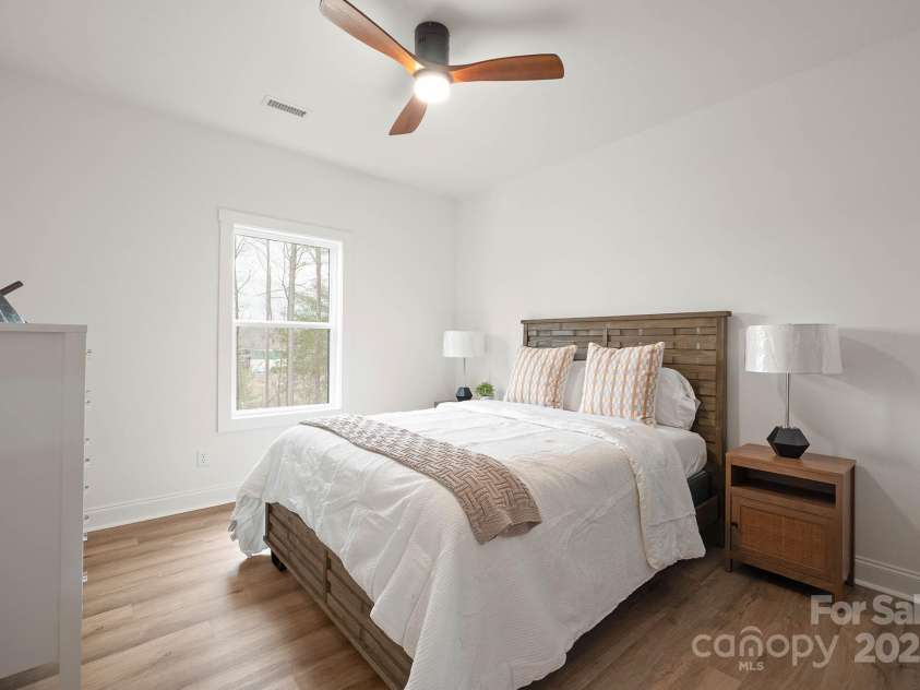 4890 Rio De Luna None, Hickory, NC 28601.  MLS# CAR4228509, YatesRealty ID 1856. 