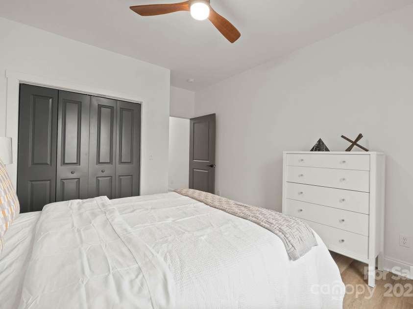 4890 Rio De Luna None, Hickory, NC 28601.  MLS# CAR4228509, YatesRealty ID 1856. 