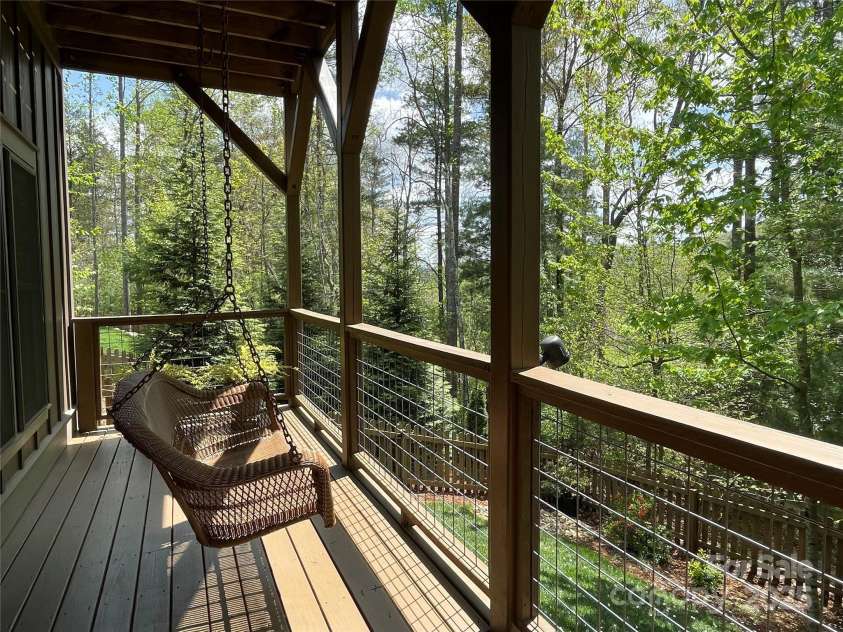 29 Stills Creek Loop, Fairview, NC 28730.  MLS# CAR4226327, YatesRealty ID 18560. Grab a Cup of Coffee