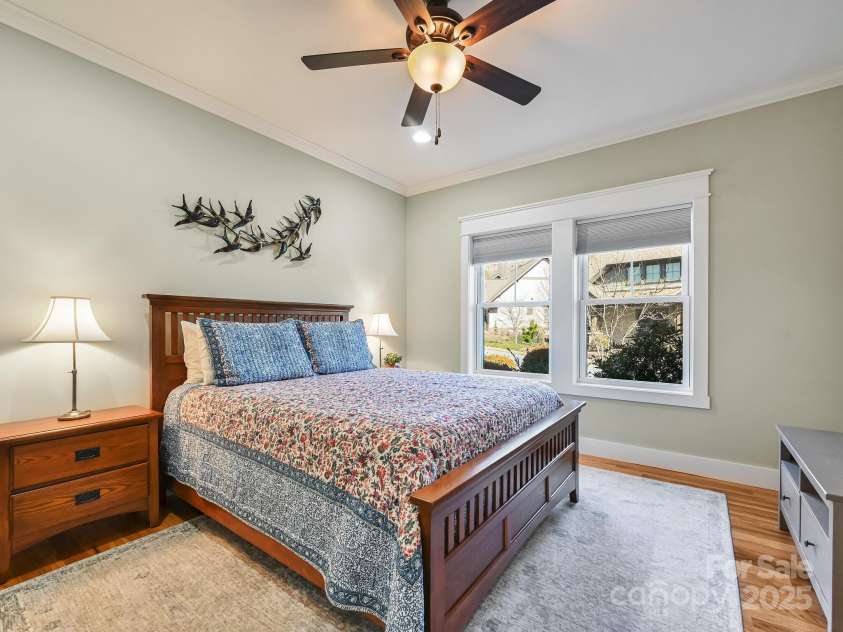 29 Stills Creek Loop, Fairview, NC 28730.  MLS# CAR4226327, YatesRealty ID 18560. Lovely Guest Room on Main