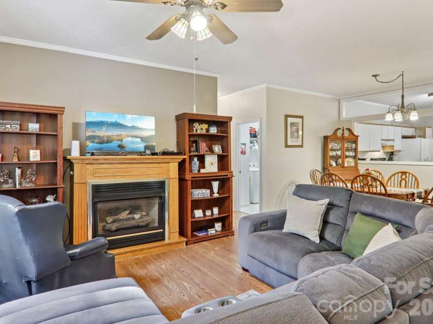 702 Cinnamon Way, Flat Rock, NC 28731.  MLS# CAR4373654, YatesRealty ID 18560. 