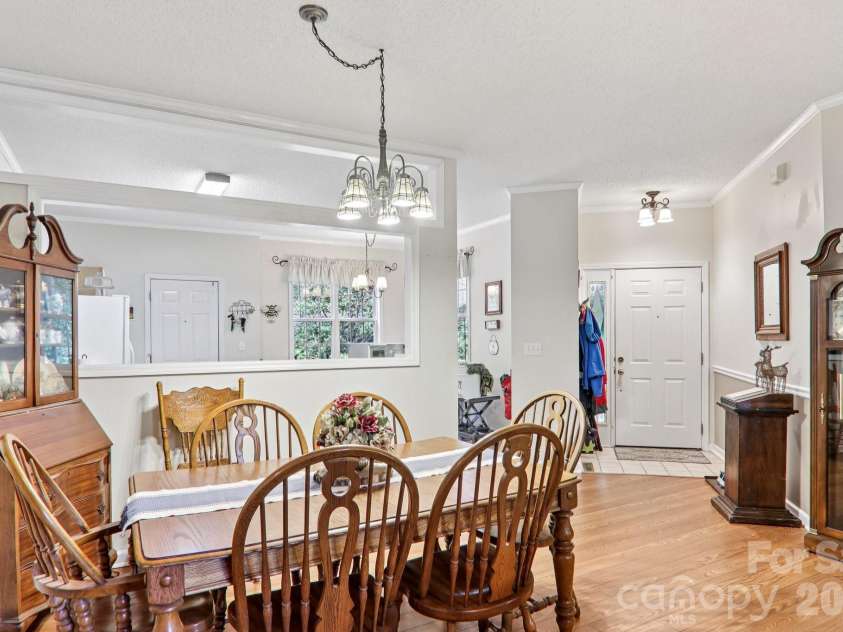 702 Cinnamon Way, Flat Rock, NC 28731.  MLS# CAR4373654, YatesRealty ID 18560. 