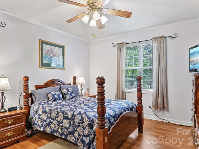 702 Cinnamon Way, Flat Rock, NC 28731.  MLS# CAR4373654, YatesRealty ID 18560. Primary Bedroom