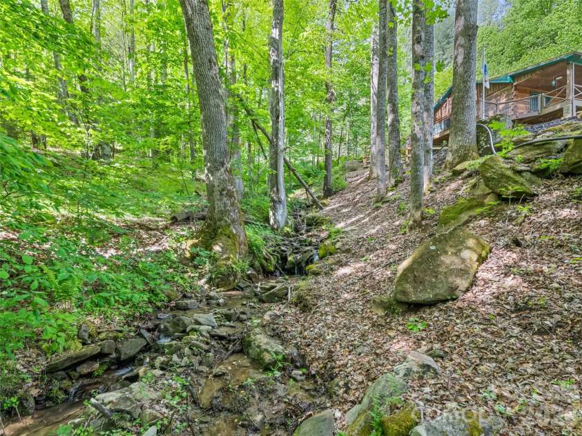 1073 Lentini Drive, Waynesville, NC 28785.  MLS# CAR4374426, YatesRealty ID 18563. 