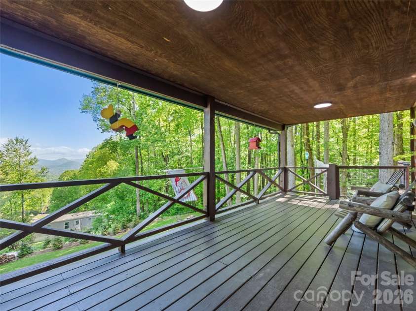 1073 Lentini Drive, Waynesville, NC 28785.  MLS# CAR4374426, YatesRealty ID 18563. 