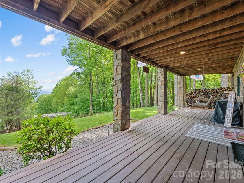 1073 Lentini Drive, Waynesville, NC 28785.  MLS# CAR4374426, YatesRealty ID 18563. 