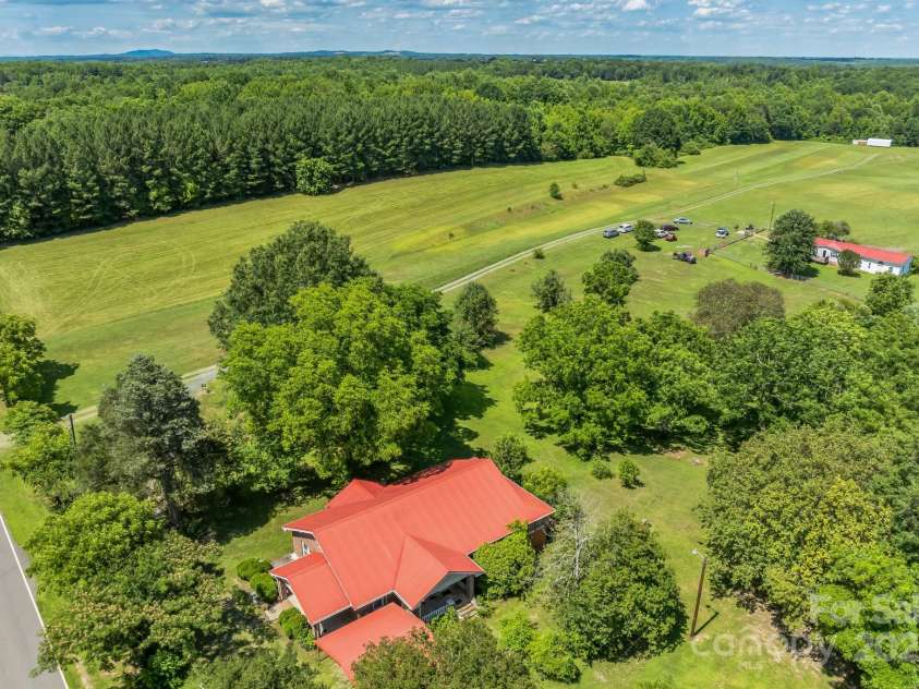 2491 Highway 274 Highway, Cherryville, NC 28021.  MLS# CAR4310737, YatesRealty ID 18564. 