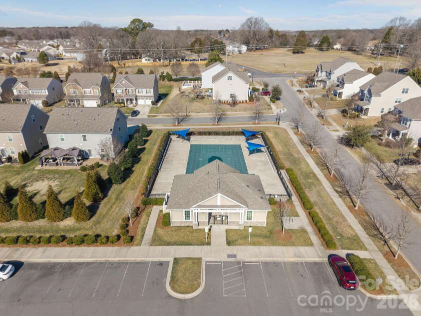 6111 Berewick Commons Parkway, Charlotte, NC 28278.  MLS# CAR4343287, YatesRealty ID 18565. 
