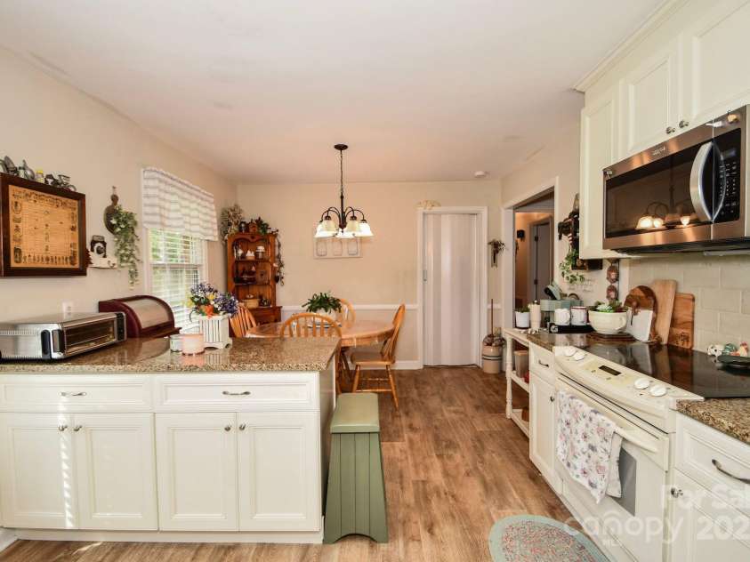 7518 Surry Lane, Indian Trail, NC 28079.  MLS# CAR4268043, YatesRealty ID 18565. 