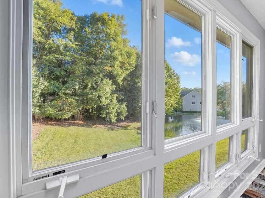 14118 Yachtsman Harbor Drive, Charlotte, NC 28278.  MLS# CAR4308213, YatesRealty ID 18566. 