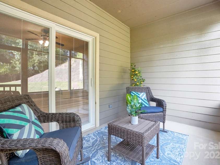 14118 Yachtsman Harbor Drive, Charlotte, NC 28278.  MLS# CAR4308213, YatesRealty ID 18566. 