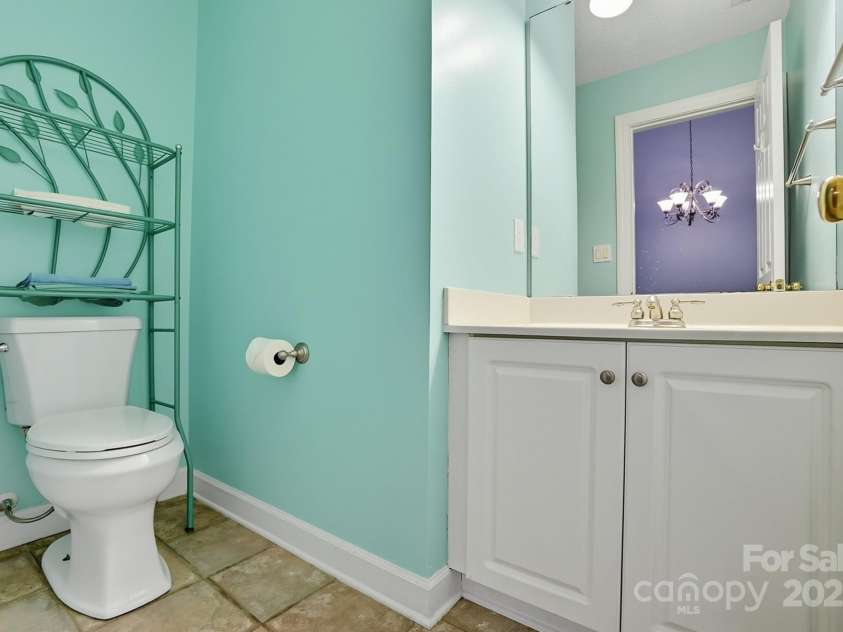 14118 Yachtsman Harbor Drive, Charlotte, NC 28278.  MLS# CAR4308213, YatesRealty ID 18566. 