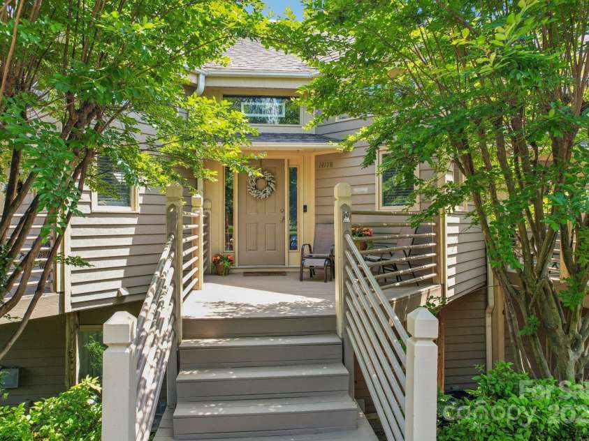 14118 Yachtsman Harbor Drive, Charlotte, NC 28278.  MLS# CAR4308213, YatesRealty ID 18566. 