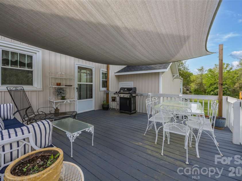 271 Main Street, Denton, NC 27239.  MLS# CAR4404890, YatesRealty ID 18566. Back deck