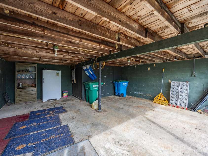 271 Main Street, Denton, NC 27239.  MLS# CAR4404890, YatesRealty ID 18566. Inside garage
