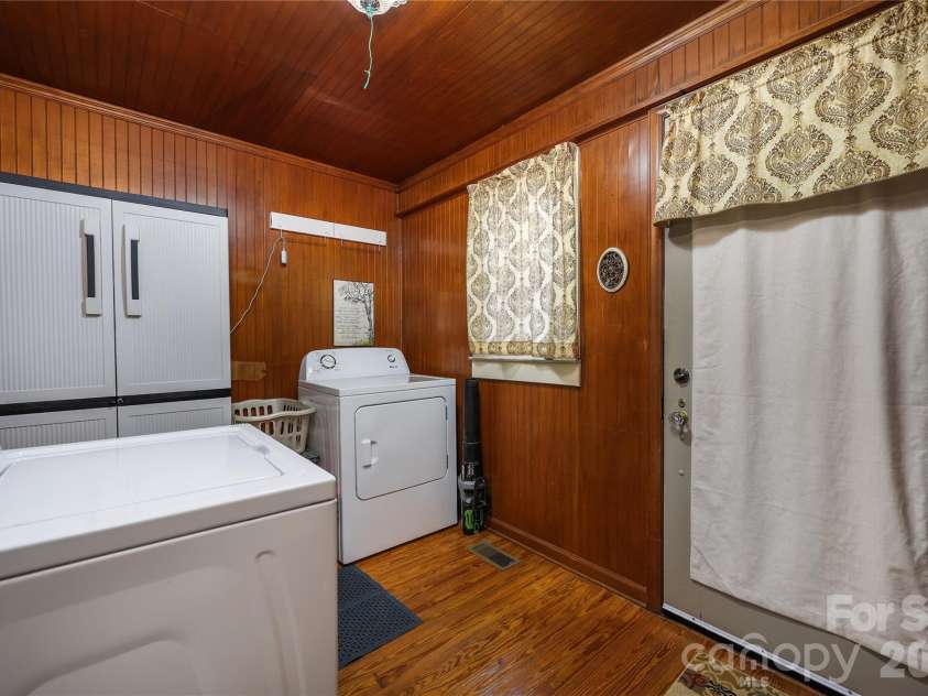 271 Main Street, Denton, NC 27239.  MLS# CAR4404890, YatesRealty ID 18566. Laundry with door to back deck.