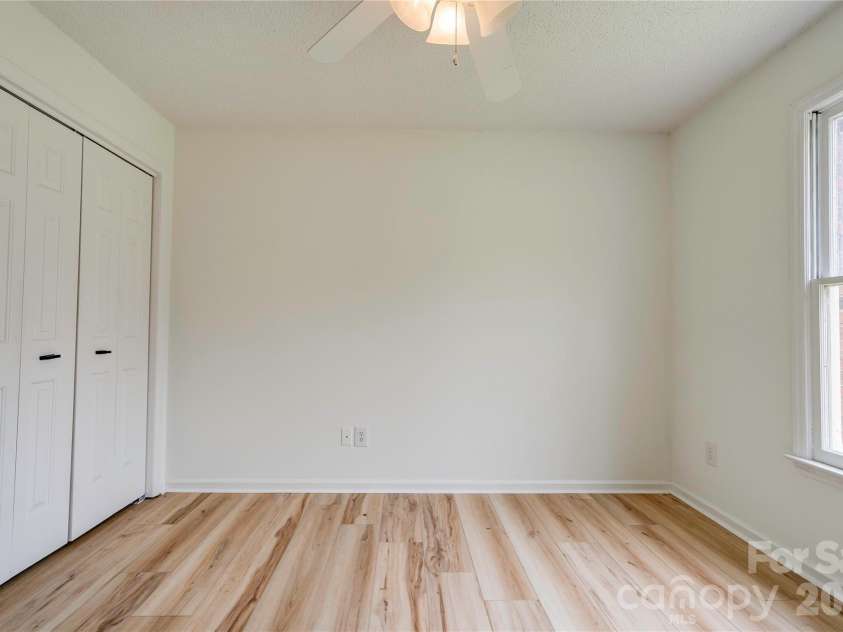 124 Gold Run Court, Kings Mountain, NC 28086.  MLS# CAR4355578, YatesRealty ID 18567. Bedroom 2