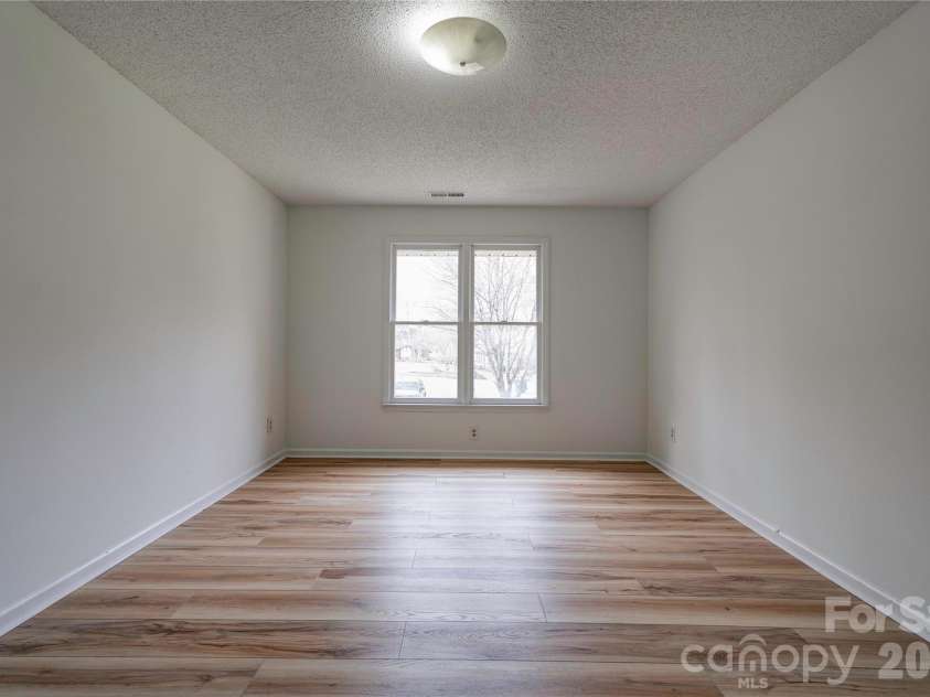 124 Gold Run Court, Kings Mountain, NC 28086.  MLS# CAR4355578, YatesRealty ID 18567. Bedroom 4