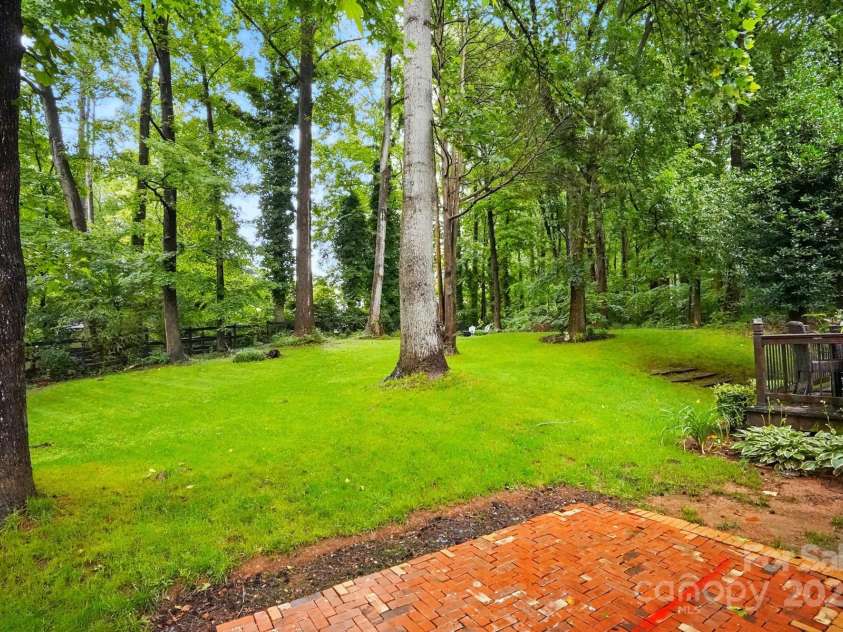 8708 Piccone Brook Lane, Charlotte, NC 28216.  MLS# CAR4267113, YatesRealty ID 18568. 