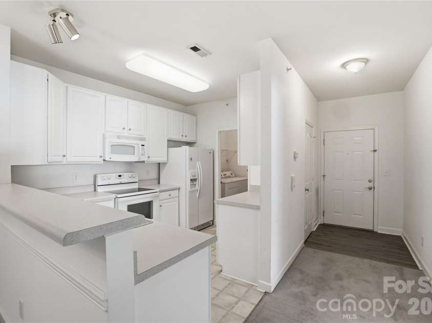 16742 Amberside Road, Cornelius, NC 28031.  MLS# CAR4354653, YatesRealty ID 18569. 