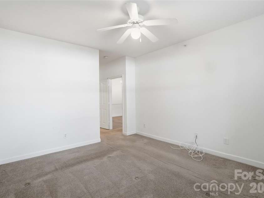 16742 Amberside Road, Cornelius, NC 28031.  MLS# CAR4354653, YatesRealty ID 18569. 