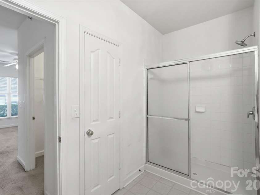 16742 Amberside Road, Cornelius, NC 28031.  MLS# CAR4354653, YatesRealty ID 18569. 