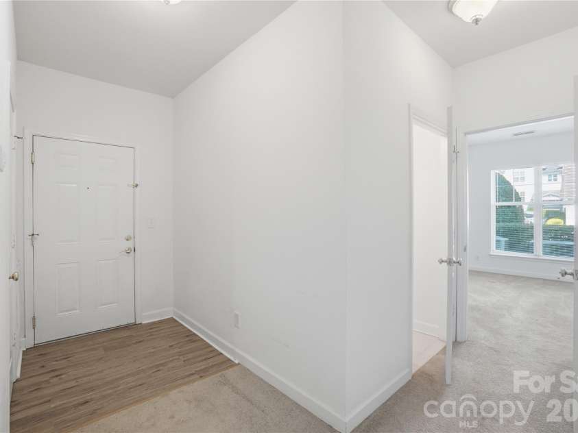 16742 Amberside Road, Cornelius, NC 28031.  MLS# CAR4354653, YatesRealty ID 18569. 