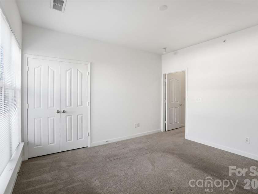 16742 Amberside Road, Cornelius, NC 28031.  MLS# CAR4354653, YatesRealty ID 18569. 