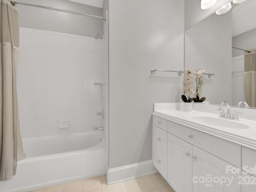 10811 Old Tayport Place, Charlotte, NC 28277.  MLS# CAR4220720, YatesRealty ID 1857. 